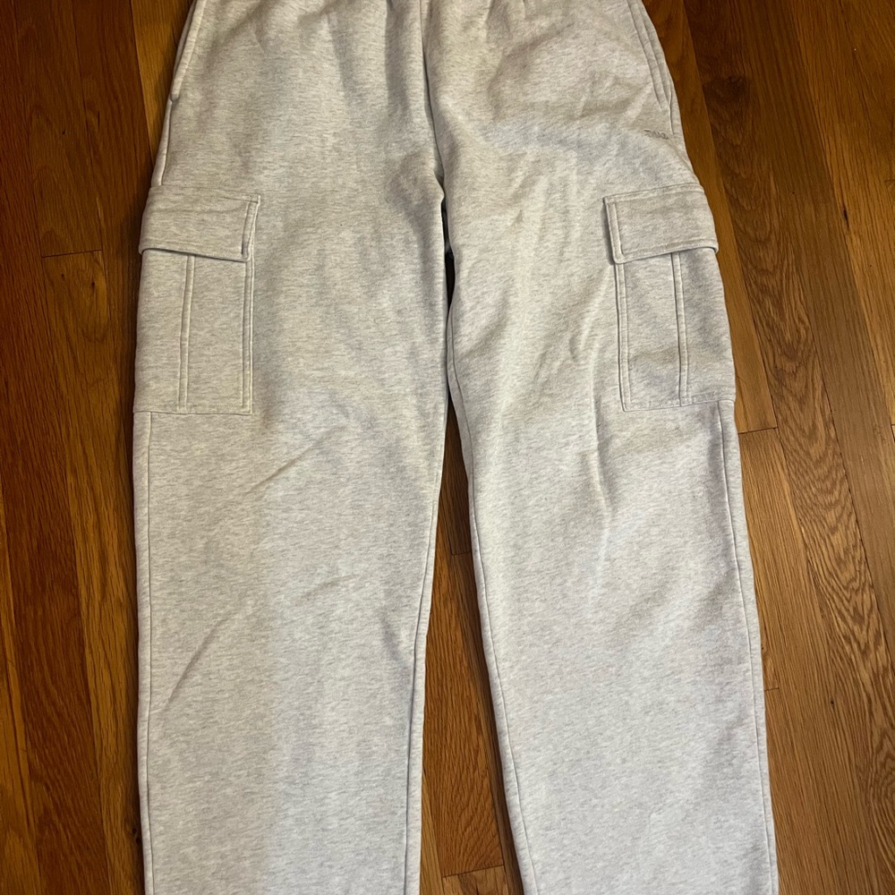 TNA Light Heather Gray Cargo Sweatpants